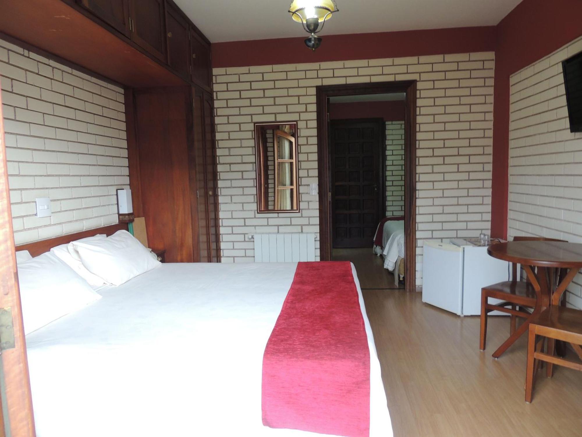 Hotel Monte Carlo Campos do Jordão Rom bilde